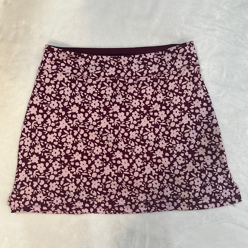 Tranquillity by Colorado clothing Plum purple Athletic Skort X-s ditsy floral